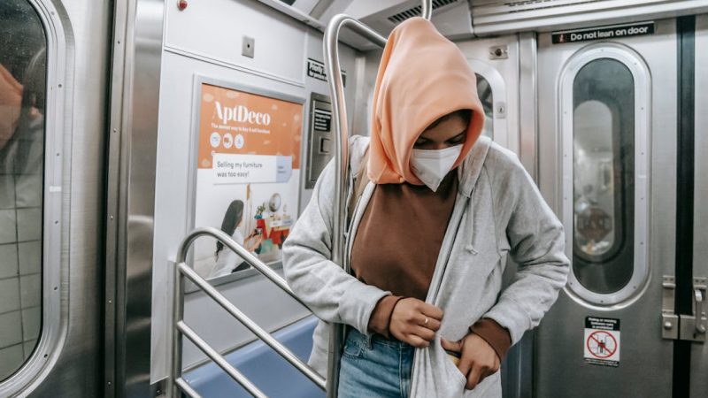 АҚШ-та H3N2 тұмауы шарықтап тұр: ауру жұқтырғандар саны күрт артты