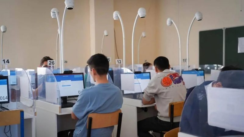 Қаңтардағы ҰБТ: 65 талапкер ереже бұзып, тест нәтижесінен айырылды