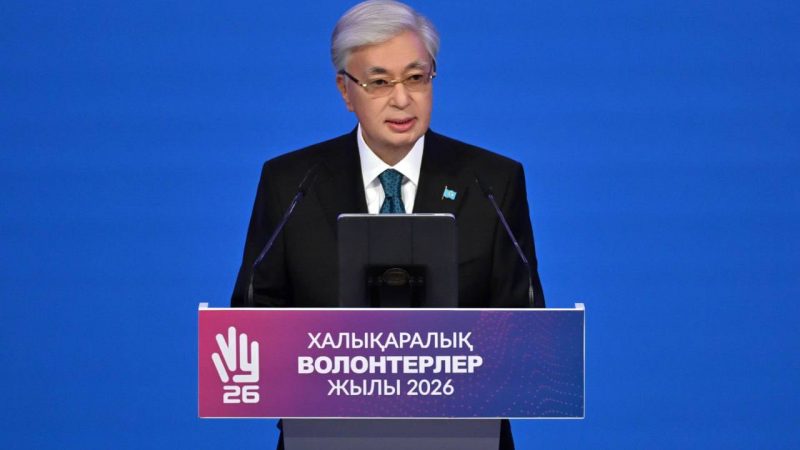 «Отаныңа адал қызмет ету»: Тоқаев волонтерлерге қандай баға берді?
