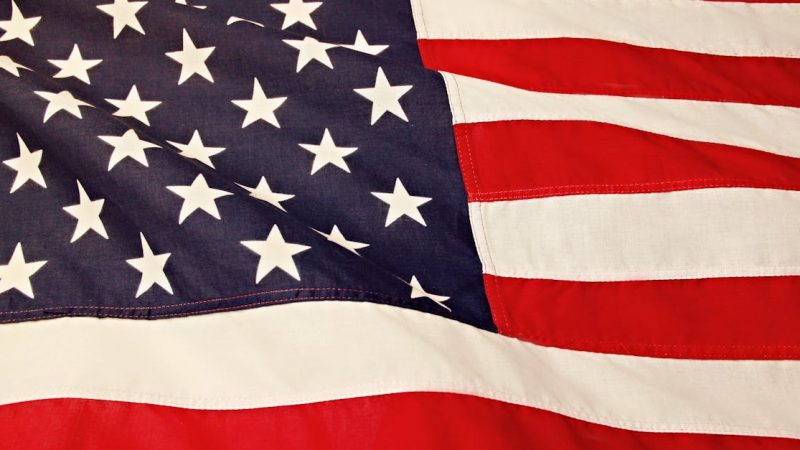 Трамп Иранға соққы беруді қарастыруда: Бірнеше нұсқа үстелде жатыр