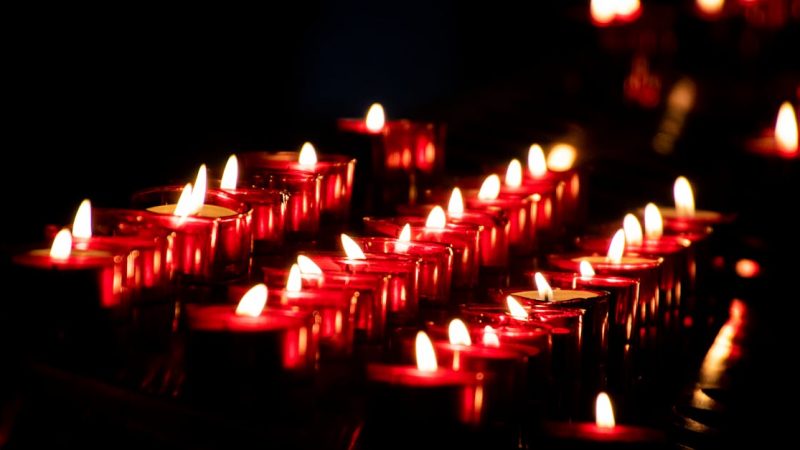 Нидерландыда Жаңа жыл түнінде 2 адам қаза тапты, Амстердамда тарихи шіркеу өртенді