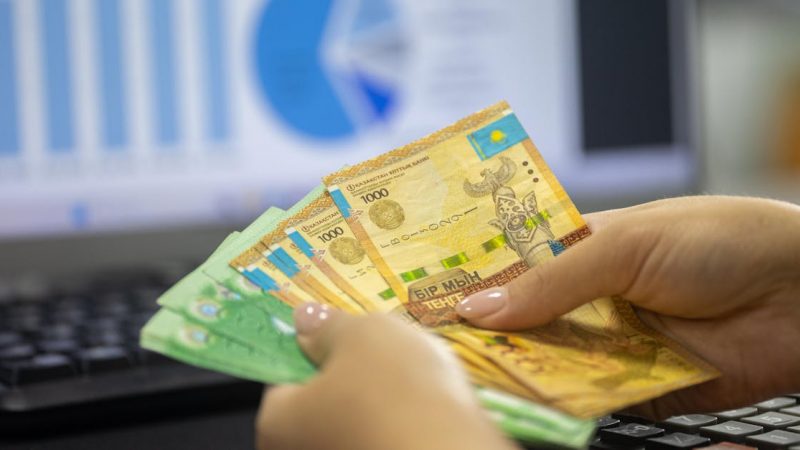 Қазақстандағы инфляция: Сарапшы бағаны өсіретін үш негізгі қауіпті атады