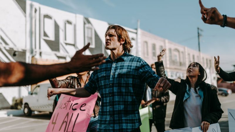 Венесуэла Мадуроны қорғап, АҚШ-қа жауап берді: елде бір ғана президент бар