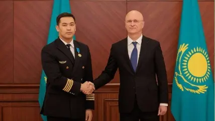 Наградили представителей авиационной отрасли