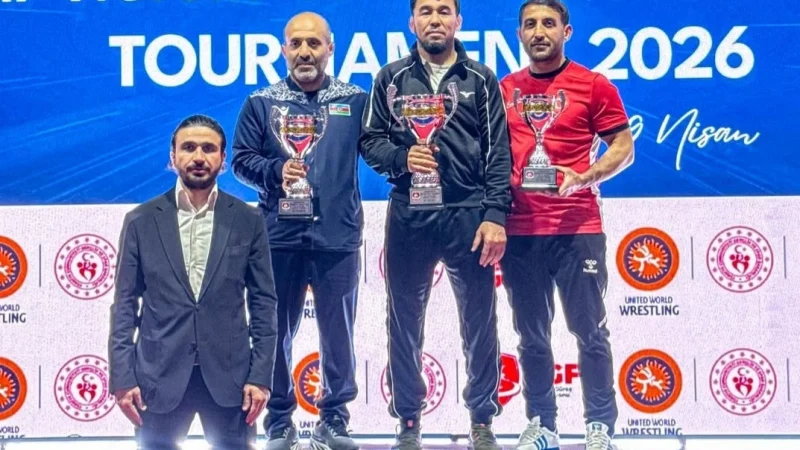 Антальяда қазақ балуандары 8 алтын алды: жасөспірімдер мен жастар арасындағы дода