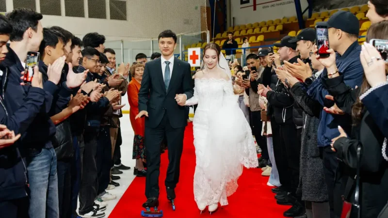 Шорт-трек жұлдызы Абзал Әжіғалиев бақытты жан болды: үйлену тойы өтті