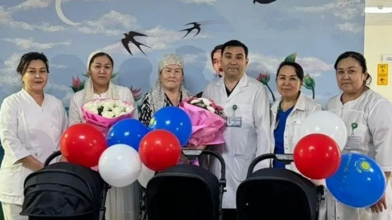 Түркістанда 41 жастағы ана үшем тапты: Айқын, Айдын және Арсен