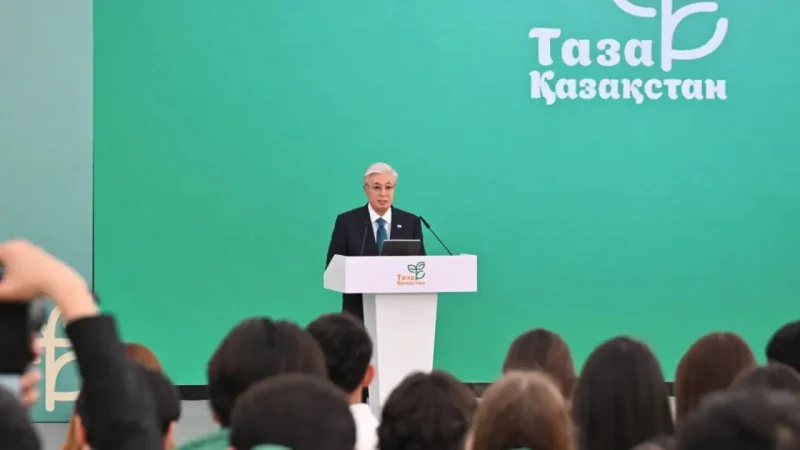 Қаңғыбас иттерден балалар мен ересектер зардап шегуде: Президент не деді?