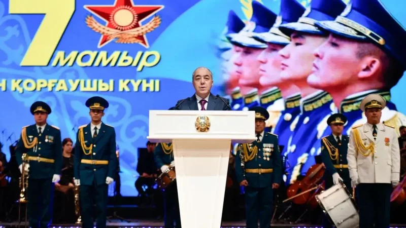 БҚО ӘКІМІ НАРИМАН ТӨРЕҒАЛИЕВ ӨҢІР ХАЛҚЫН ОТАН ҚОРҒАУШЫ КҮНІМЕН ҚҰТТЫҚТАДЫ    
