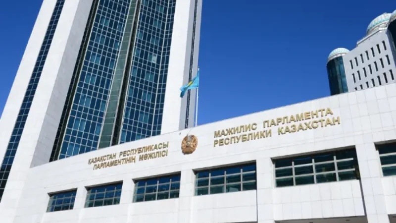Мәжіліс «Президент туралы» заңды бірінші оқылымда мақұлдады