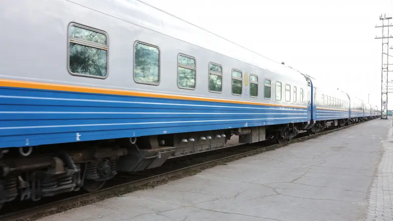 Алакөлге қосымша пойыздар: жазда 4,2 млн жолаушыға дайындық