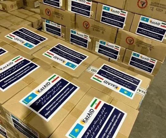 Қазақстан Иранға азық-түлік пен дәрі жөнелтті: гуманитарлық көмек