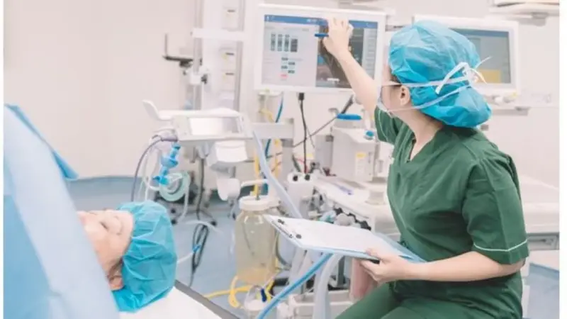 Медбикелер күні: Жайық өңіріндегі мейірім жанашырлары
