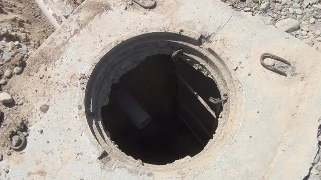 Жезқазғанда кәріз коллекторын тазалап жүріп, жұмысшы көз жұмды
