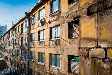 Астанада 2030 жылға дейін 197 апатты үйдің мәселесі шешіледі