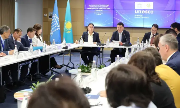 Ерлан Қарин ЮНЕСКО және ИСЕСКО істері жөніндегі ұлттық комиссияның отырысын өткізді
