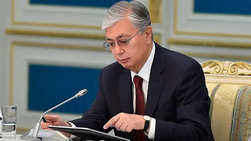 Президент төрт облыс әкімінің есебін тыңдады