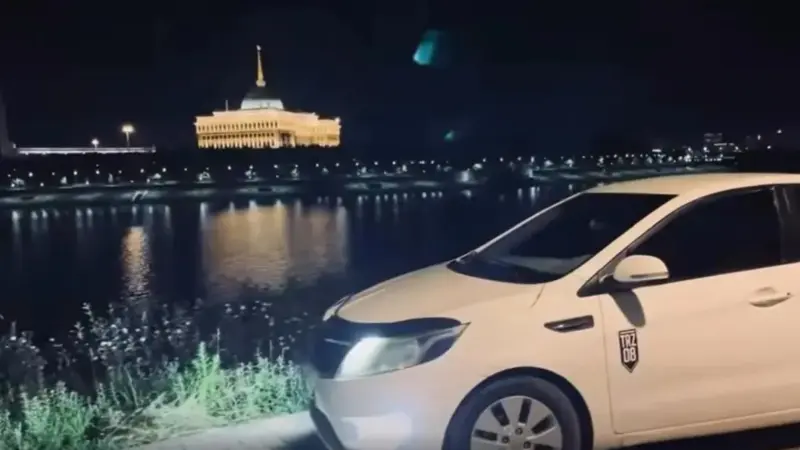 Астанада жаяу жүргіншілер жолымен көлік жүргізген адам 10 тәулікке қамалды