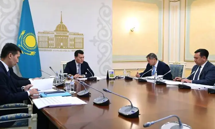 Жасанды интеллект мамандарына арналған алғашқы «Болашақ» стипендиялары тағайындалды