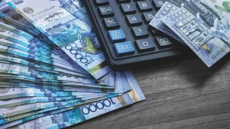 Еңбек министрлігі: жұмыс істейтін аналарды төлемнен айыру туралы ақпарат жалған