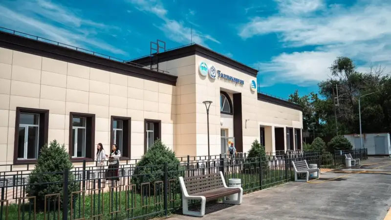 Талдықорған теміржол вокзалы жаңғыртудан кейін ашылды