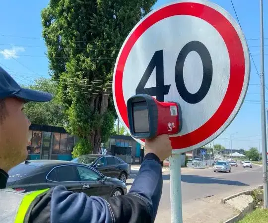 Қазақстанда 136 мыңнан астам жол белгісі тексерілді: негізгі кемшіліктер анықталды