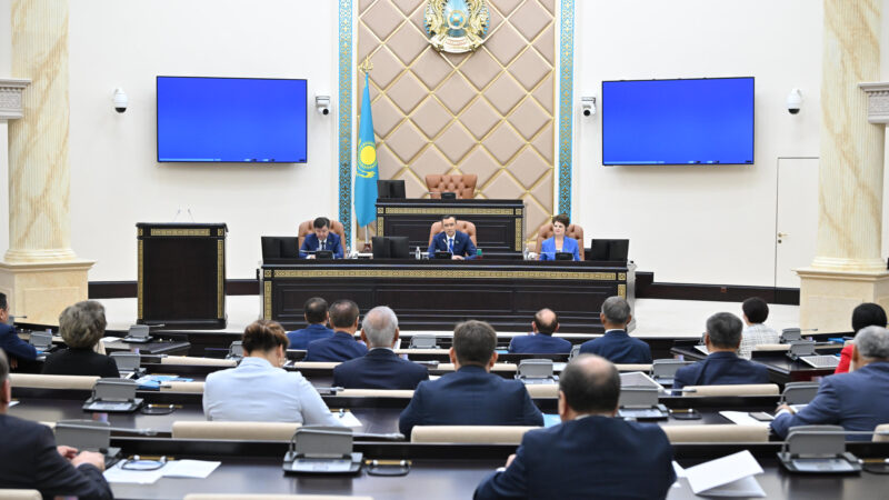 Мәулен Әшімбаев: Екі палаталы Парламент 30 жыл бойы үйлесімді әрі нәтижелі жұмыс істеді