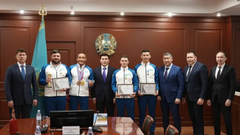 Қысқы Паралимпиада жүлдегерлері мен бапкерлеріне 388 млн теңгеден астам сыйақы берілді