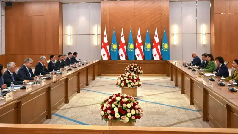 Қасым-Жомарт Тоқаев пен Ираклий Кобахидзе келіссөз жүргізді